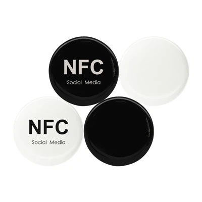 Etichetta adesiva per social media NFC